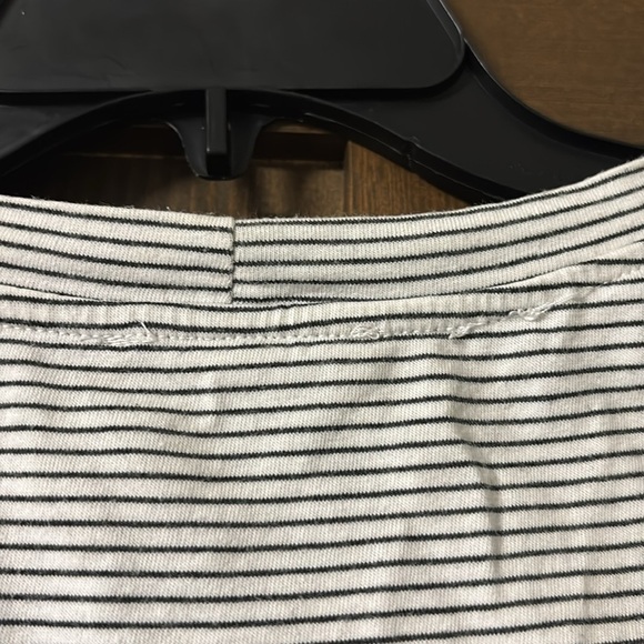 Lush Tamara White Black Striped Crop Tie Knot Short Sleeve Knit Top Size Large - Picture 8 of 8